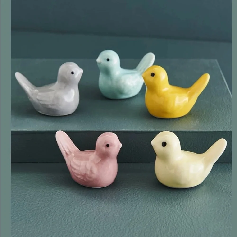 EARTHBOUND Multicolor Bird Chopstick Set